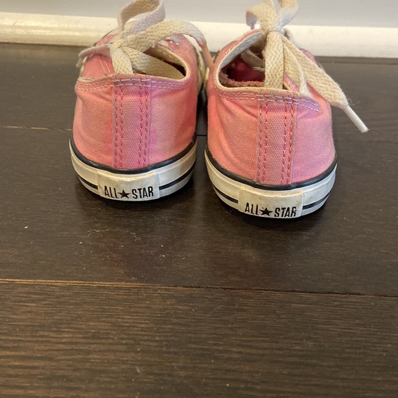 Converse Allstar low infants size 7 - Picture 3 of 5